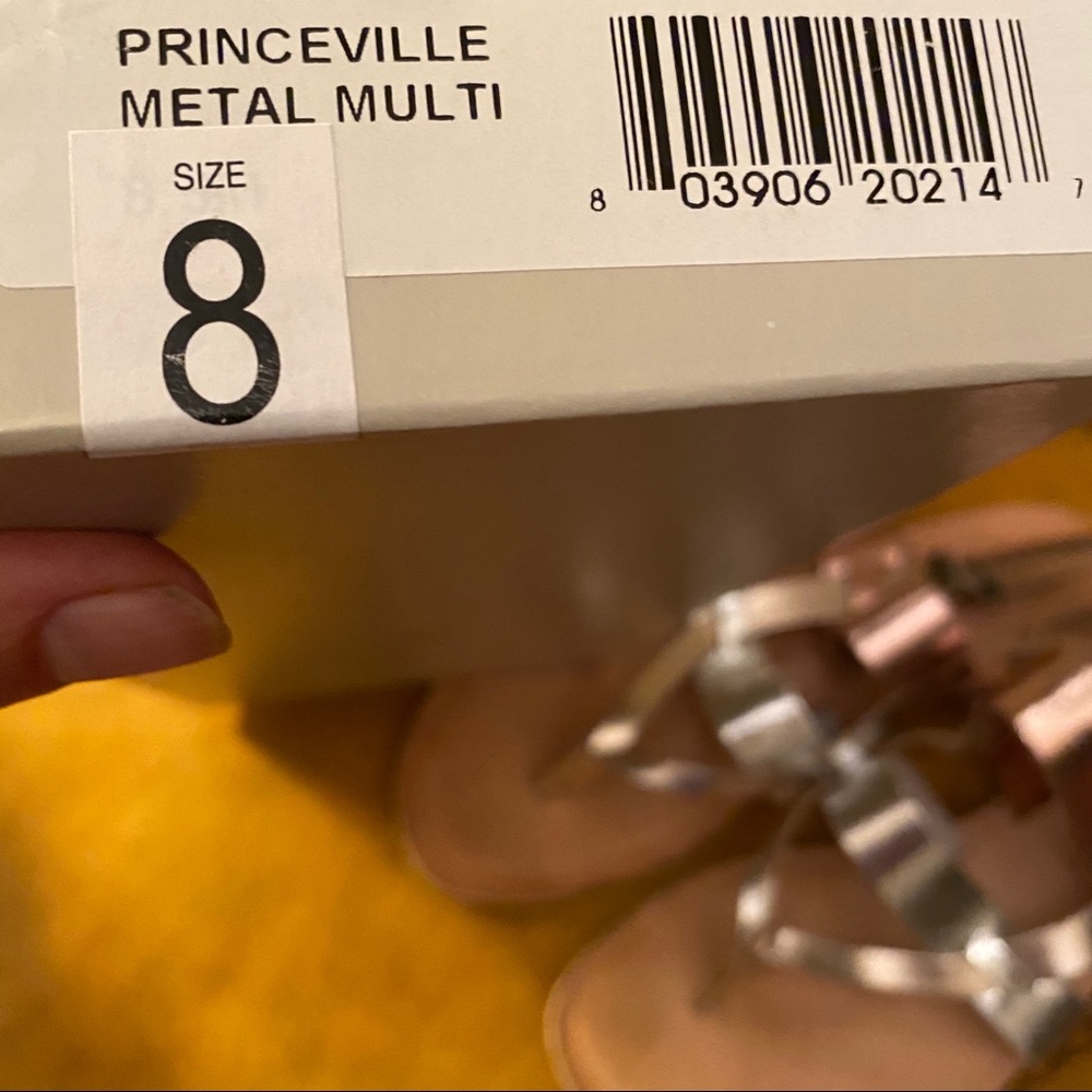 Matisse Princeville Gold Silver Sandals - Picture 9 of 9